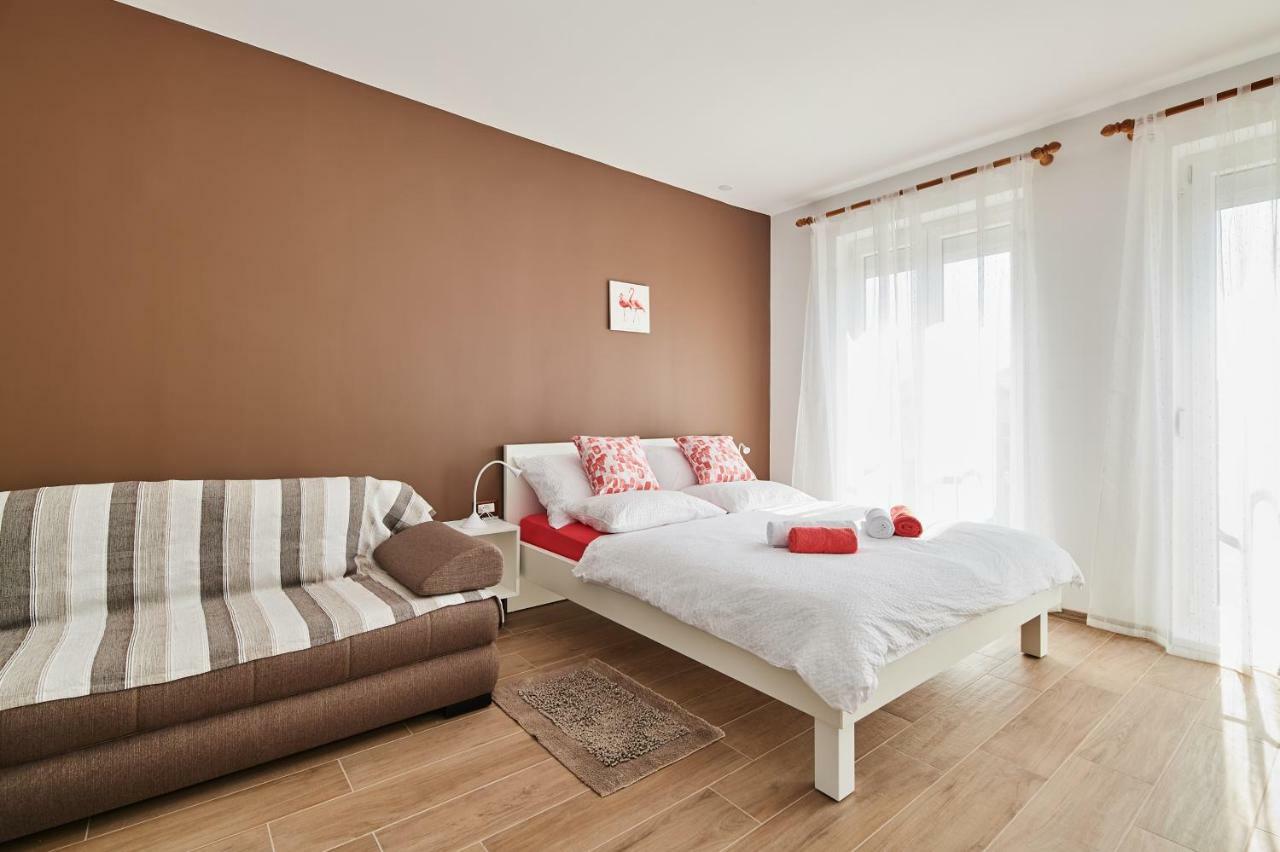 Studio Apartman Lena Umag Exteriér fotografie